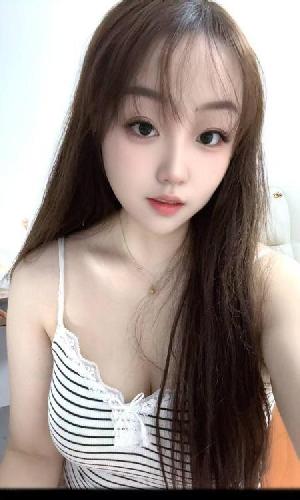 蜀山雪白大胸妹子