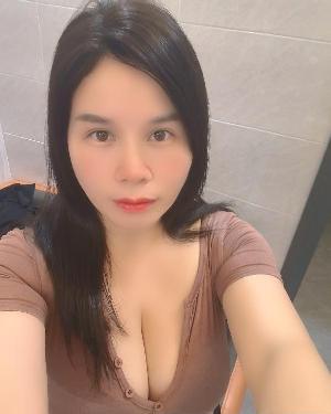 美臀骚货少妇