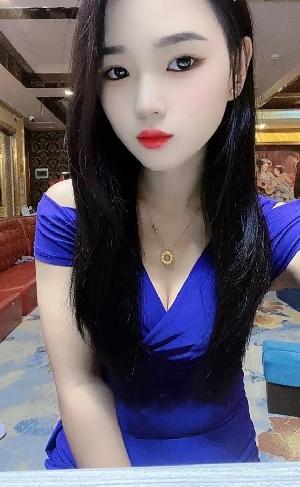 风骚御姐性感丰满服务超好姿势到位