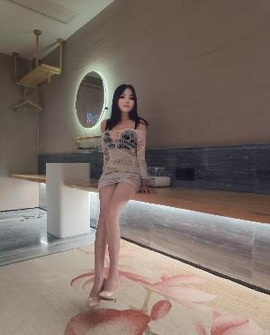 白皙少妇元宝姐姐