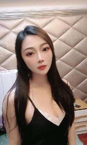 上城黑丝美臀佳佳
