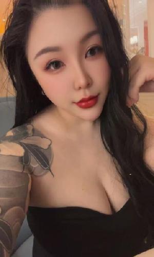 性感肥臀安迪