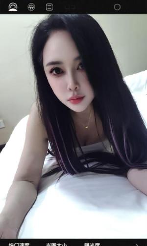 性感肥臀身材的小姐姐