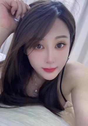 丰满性感美女