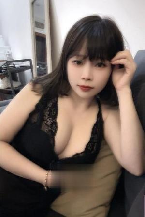 服务型大奶骚妇