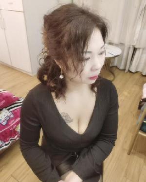 蜀山大奶楚楚