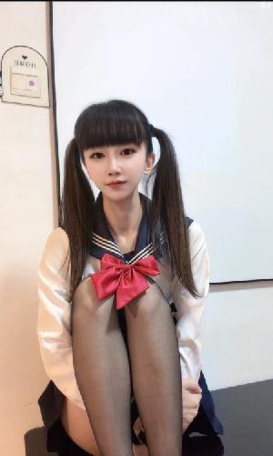 JK双马尾老师