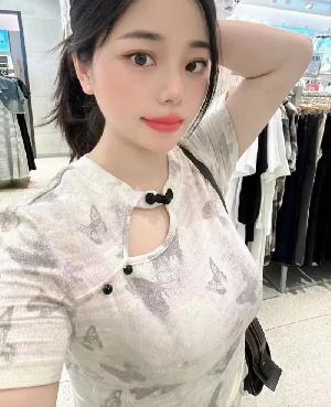 天河年轻大奶妹简直就是泻火神器
