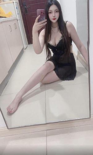 思明性感风骚大胸妹