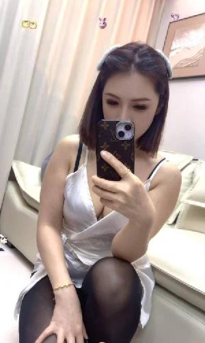 清爽骚妇