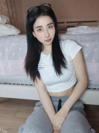小巧玲珑小姐姐