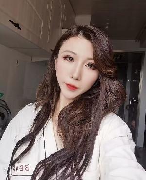 瘦小少妇悠悠