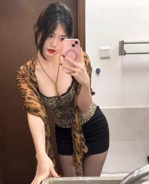 极品嫩妹细腿美乳活好