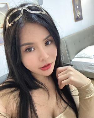 翘臀大奶服务少妇
