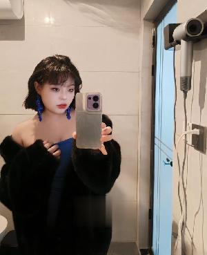 翘臀大奶技术好风骚少妇