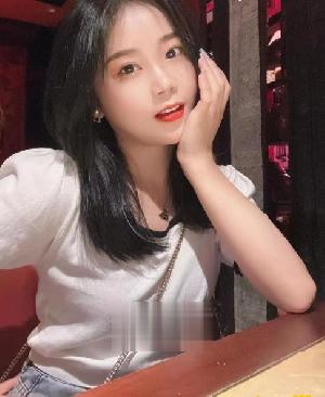 体验妩媚活好的大美女
