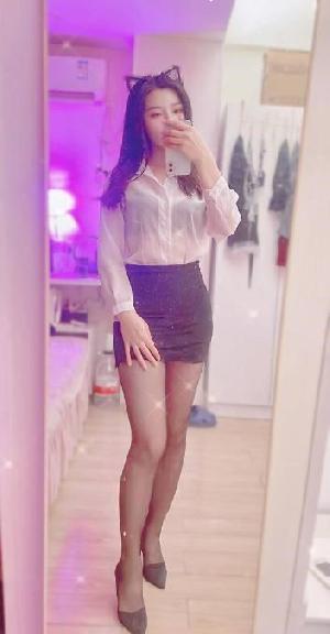 长腿妩媚御姐