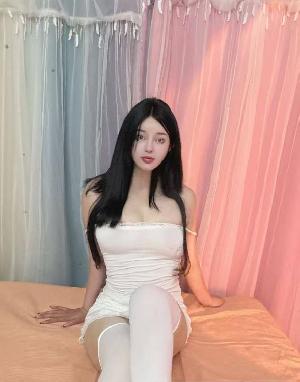 性感大奶翘臀妹子