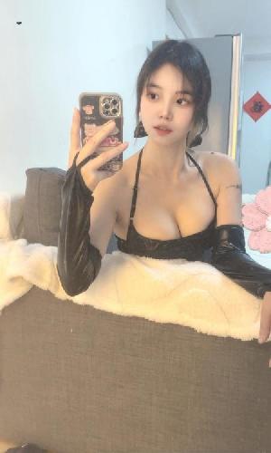 姑苏零零后嫩鲍鱼