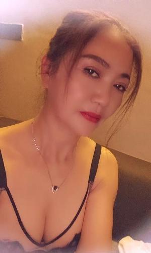 按摩店下海的风骚熟女