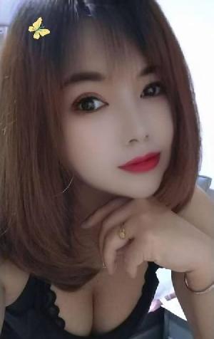 新建风骚大胸少妇