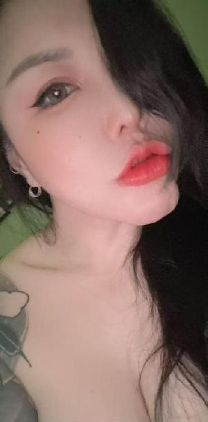 栖霞巨乳肥臀