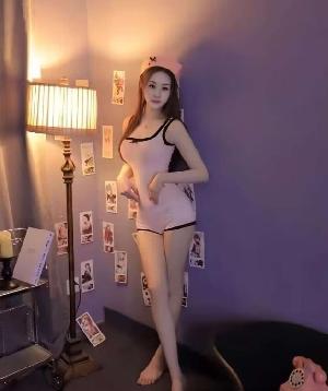 长腿高挑人妻安安