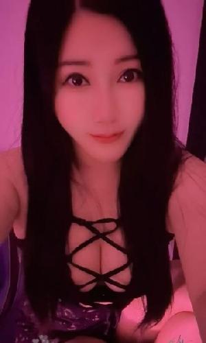 风骚大胸妹