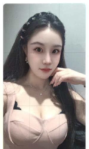大奶健身媛西宝