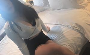 丰满翘臀大波少妇