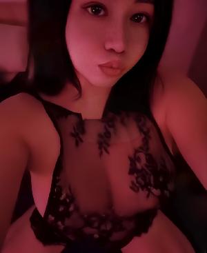 秦虹路美少妇