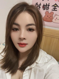 白云大奶美女