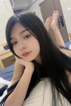 成熟御姐型的性感小姐姐
