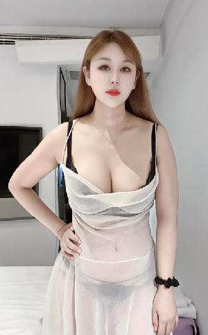 天然大波黑丝妹