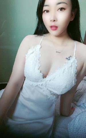 和平性感黑丝熟女