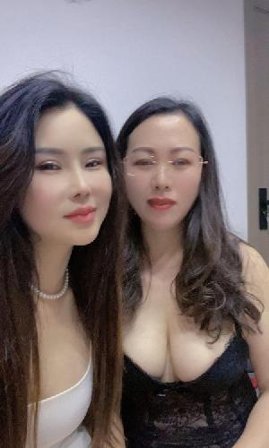 返食风骚母女姐妹花