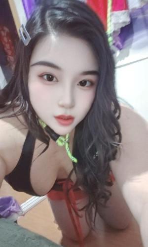美乳骚妇玲玲