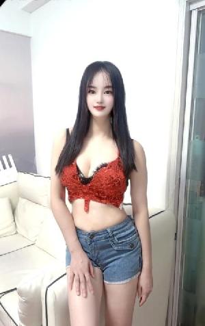 水灵灵的大长腿