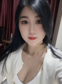 女友般的感受 颜值也是班花级别