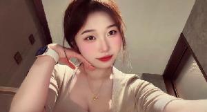 丰满零零后小妹