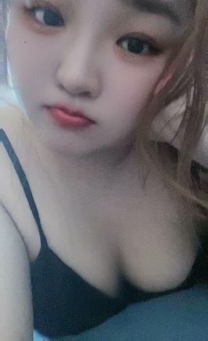 河北大兴金星桥胖胖女孩