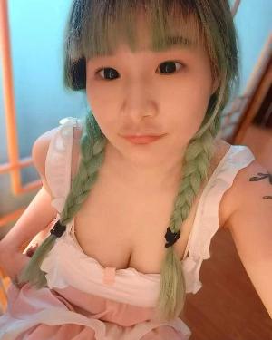 嫩妹小cc
