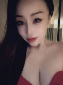 美女御姐桃子