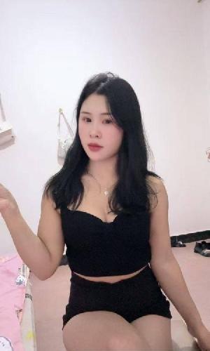 风骚D奶蜜茶小少妇