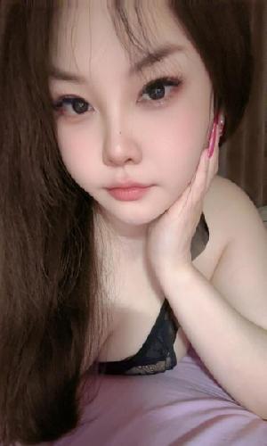 南门胸大美妞