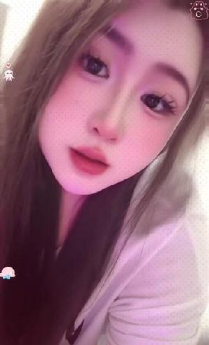 西塔大胸妹妹