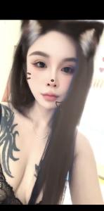 江宁娇小美女