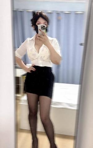 外滩E奶少妇