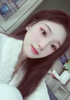170花臂少女