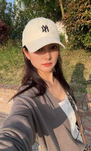 东门性感少妇